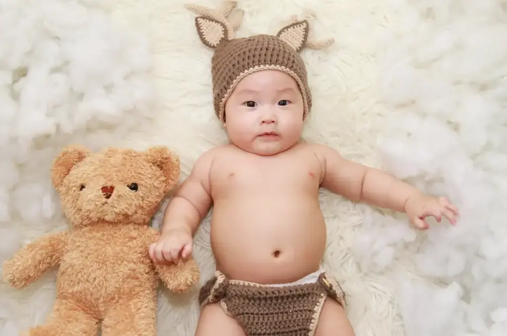 寶寶吐奶？別慌張！台灣爸媽必備的吐奶百科